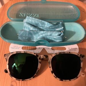 Zenni Optical Square Sunglasses 4427135 Crème Tortoiseshell